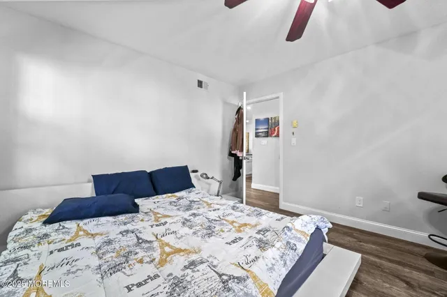 $345,000 | 32 A Plaza De Las Lobos, Freehold, NJ 07728