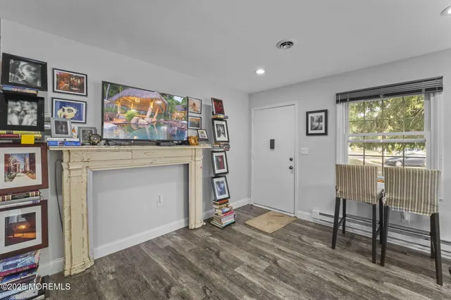 $345,000 | 32 A Plaza De Las Lobos, Freehold, NJ 07728