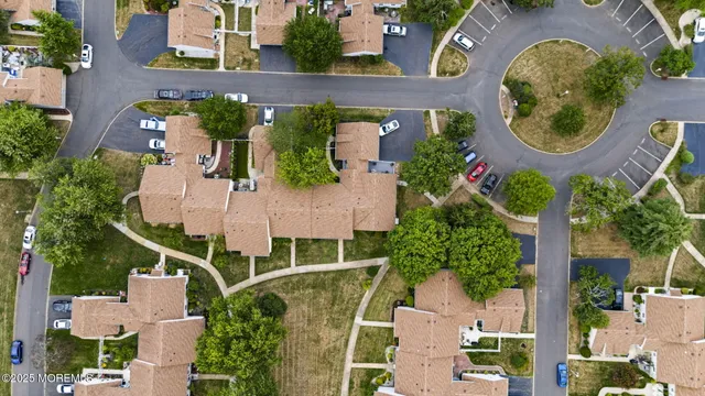 $345,000 | 32 A Plaza De Las Lobos, Freehold, NJ 07728