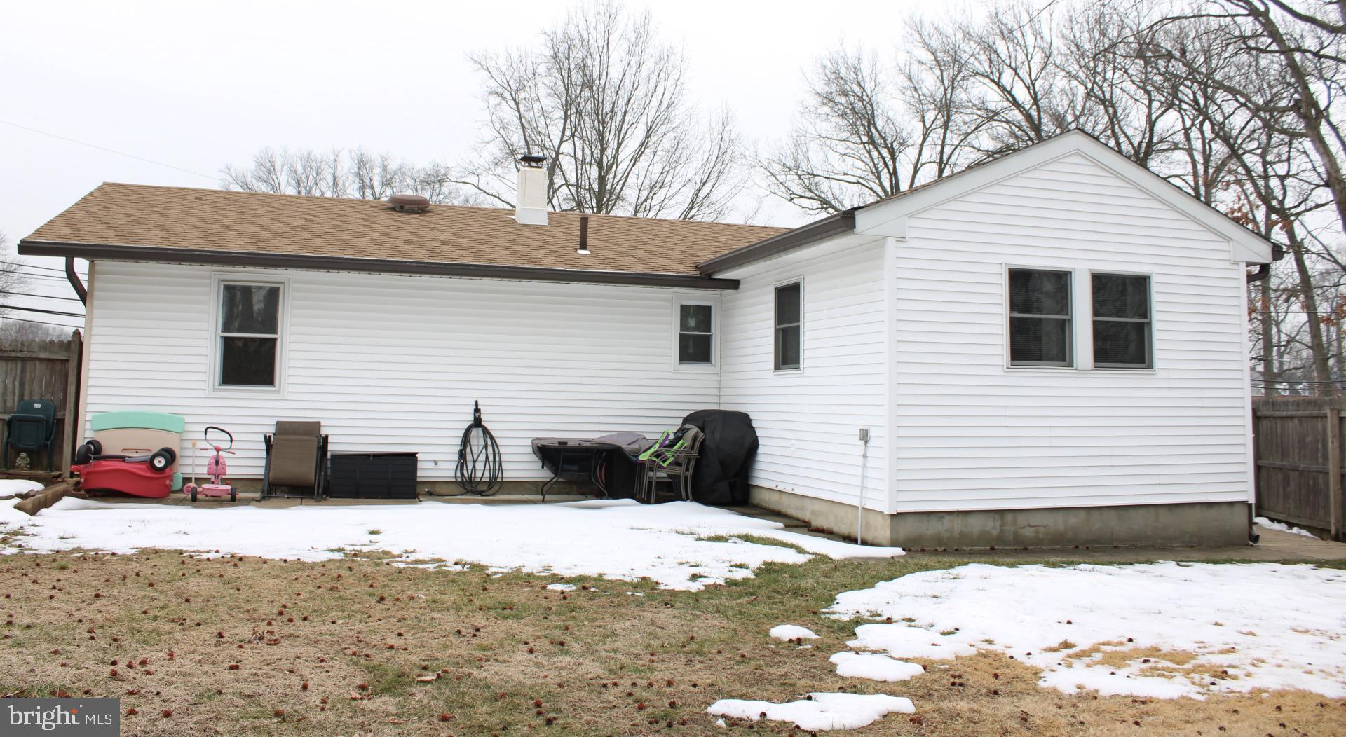 665 Schoolside Lane Swarthmore, PA 19081 - Photo 10 of 14
