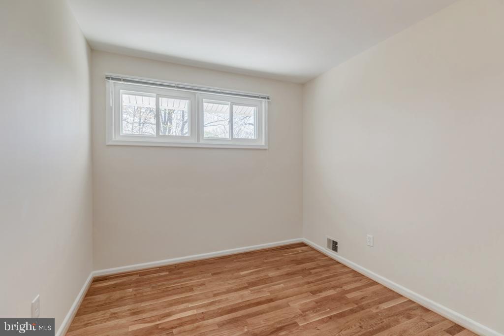 4403 Roundhill Road Alexandria, VA 22310 - Photo 29 of 45 Third Bedroom