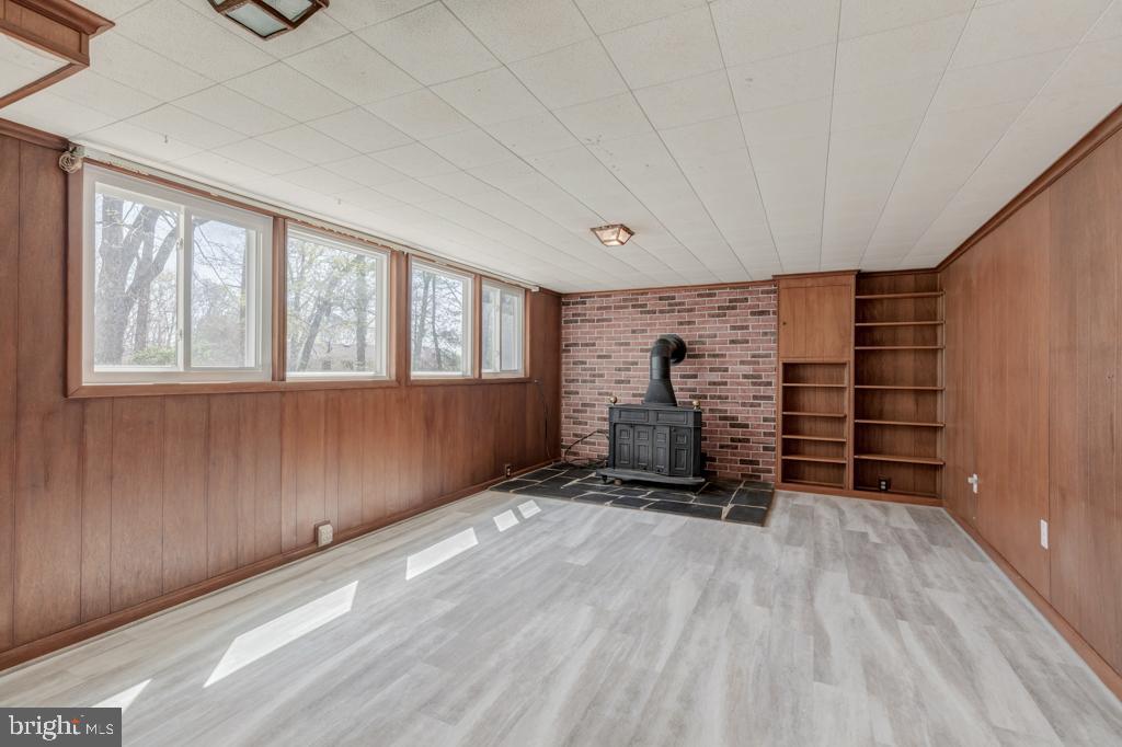 4403 Roundhill Road Alexandria, VA 22310 - Photo 31 of 45 Rec Room