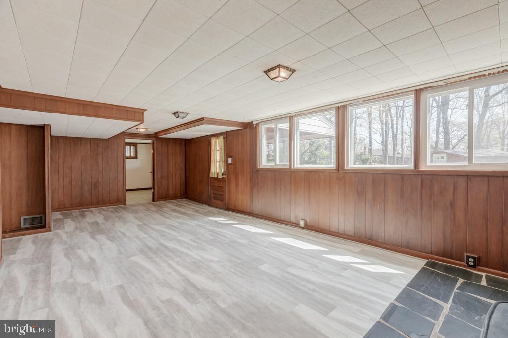 4403 Roundhill Road Alexandria, VA 22310 - Photo 33 of 45 Rec Room