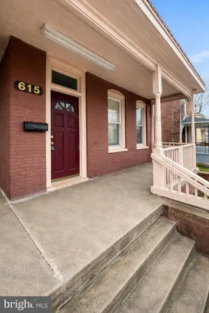 $1,950 | 615 South Seventh Street, Vineland, NJ 08360