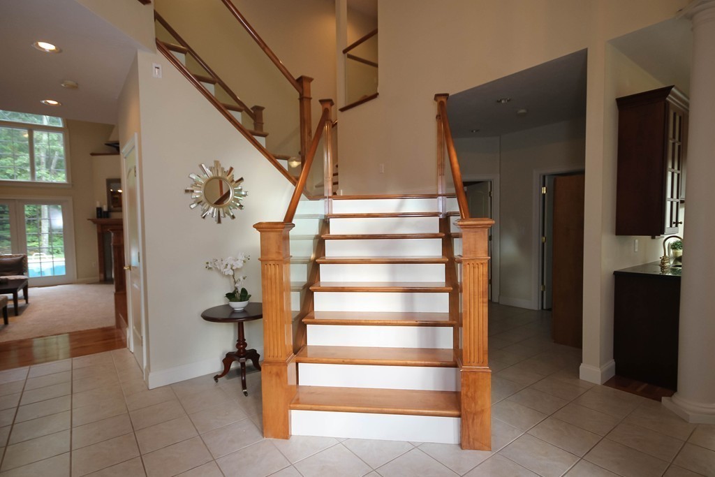 11 Prescott Road Sutton, MA 01588 - Photo 3 of 30
