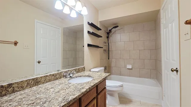 $1,395 | 2400 Jupiter Road, Unit B9, Plano, TX 75074