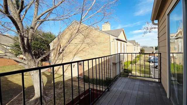 $1,395 | 2400 Jupiter Road, Unit B9, Plano, TX 75074