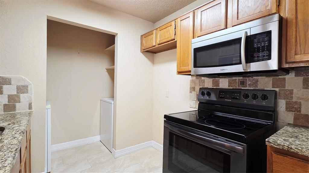 2400 Jupiter Road, Unit B9 Plano, TX 75074 - Photo 5 of 16