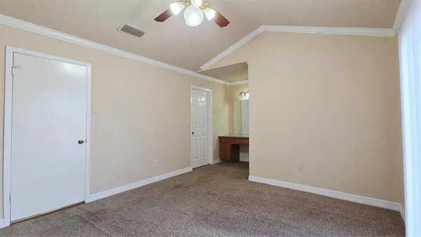 $1,195 | 2400 Jupiter Road, Unit B9, Plano, TX 75074