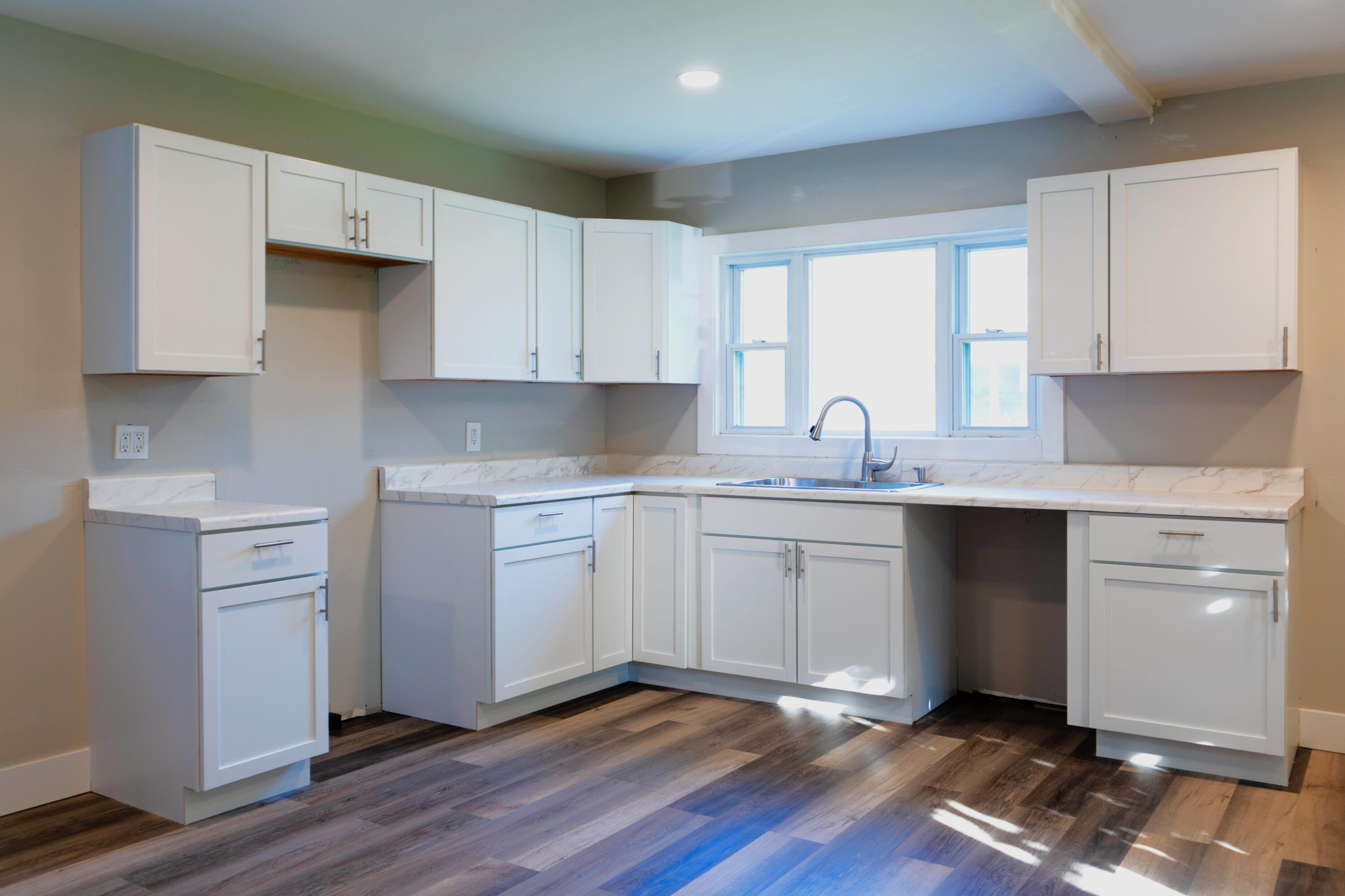 640 South Washington Street Constantine, MI 49042 - Photo 4 of 27 DSC01134 2