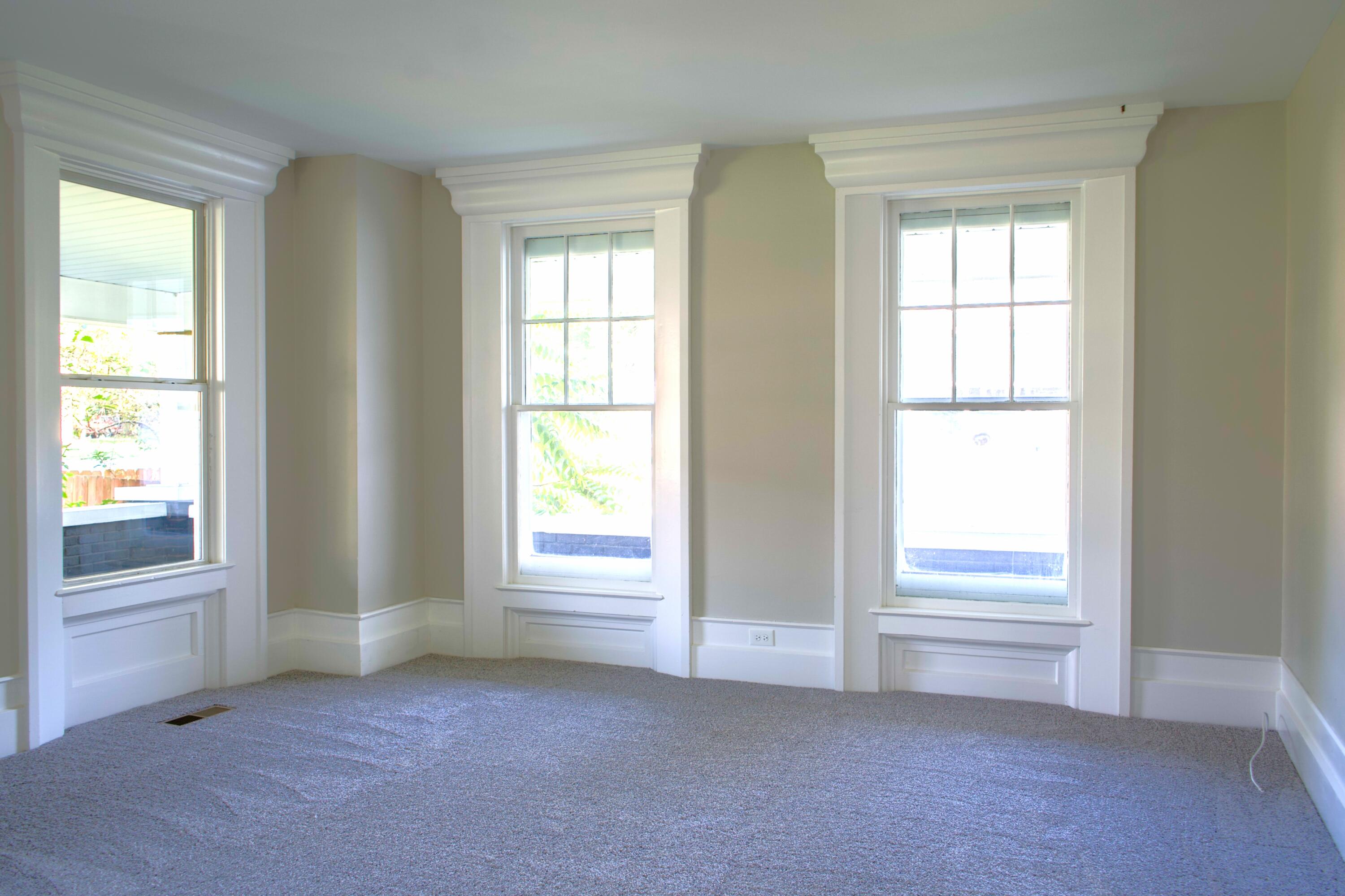 640 South Washington Street Constantine, MI 49042 - Photo 6 of 27 DSC01063 2