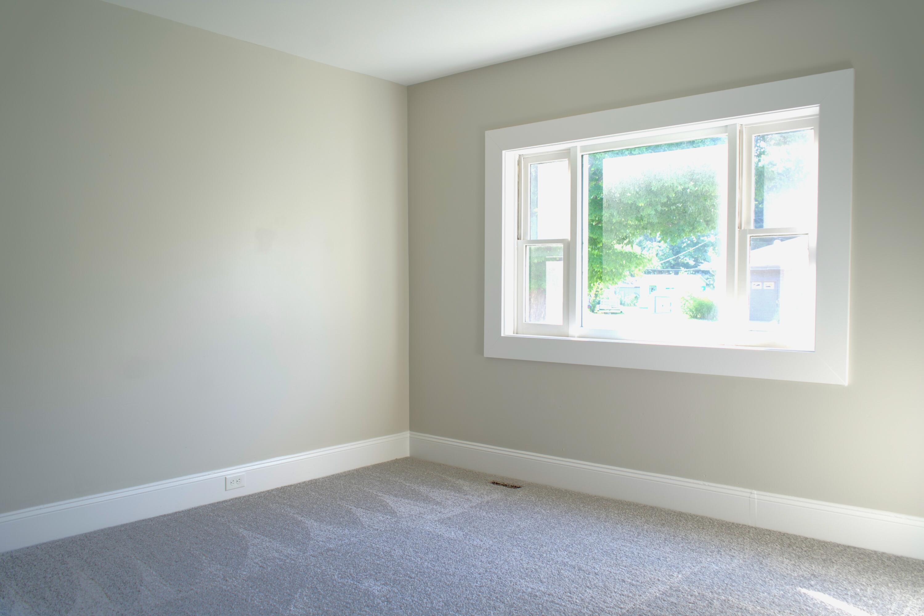 640 South Washington Street Constantine, MI 49042 - Photo 8 of 27 DSC01069 2