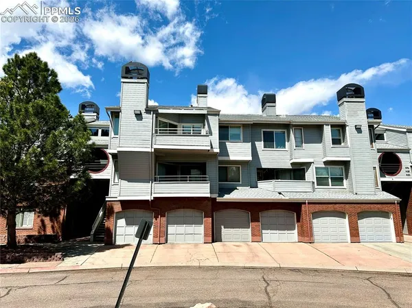 $165,950 | 974 Acapulco Court, Colorado Springs, CO 80910
