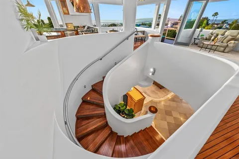 $4,299,000 | 4527 Narragansett Avenue, San Diego, CA 92107