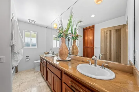 $4,299,000 | 4527 Narragansett Avenue, San Diego, CA 92107