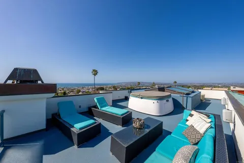 $4,299,000 | 4527 Narragansett Avenue, San Diego, CA 92107