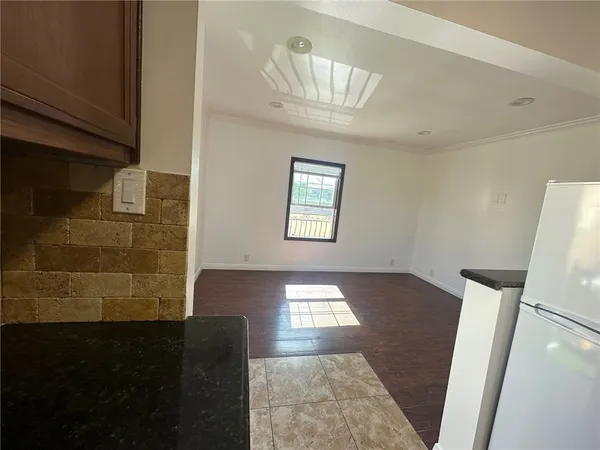 $2,395 | 1610 East Chevy Chase Drive, Glendale, CA 91206