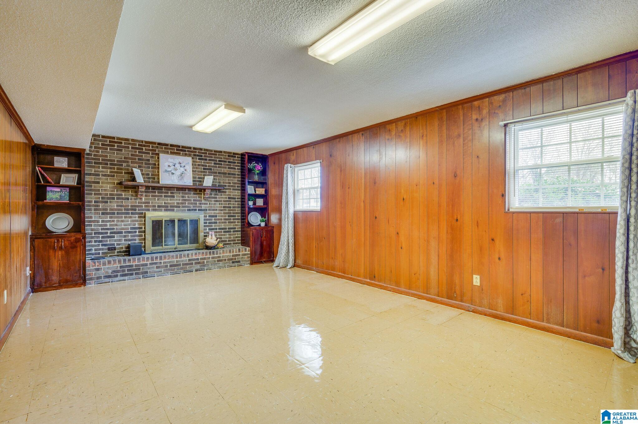 305 Rosemont Road Southeast Huntsville, AL 35803 - Photo 23 of 34