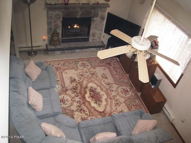 1009 Ridge Drive Gouldsboro, PA 18424 - Photo 4 of 37