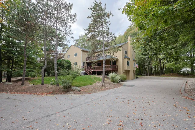$425,000 | 14 C Country Club Lane, Milford, MA 01757