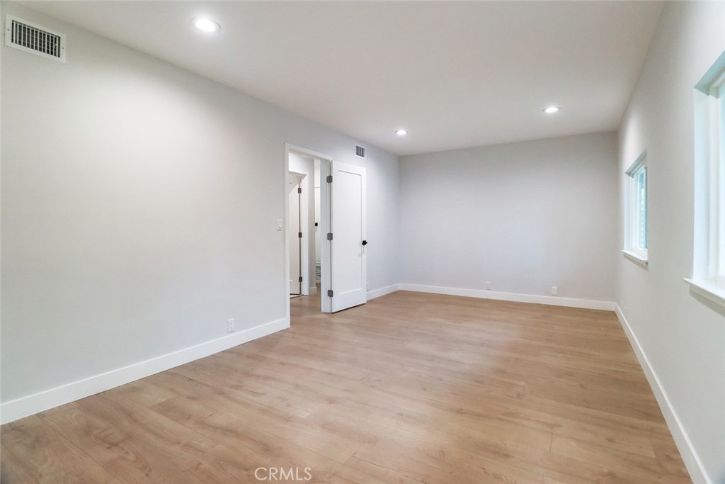 8 West Janss Road Thousand Oaks, CA 91360 - Photo 32 of 52