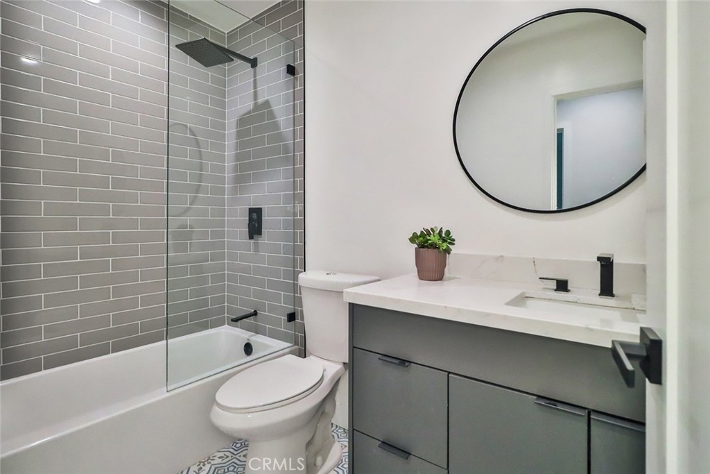 8 West Janss Road Thousand Oaks, CA 91360 - Photo 33 of 52