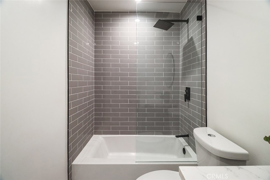 8 West Janss Road Thousand Oaks, CA 91360 - Photo 35 of 52