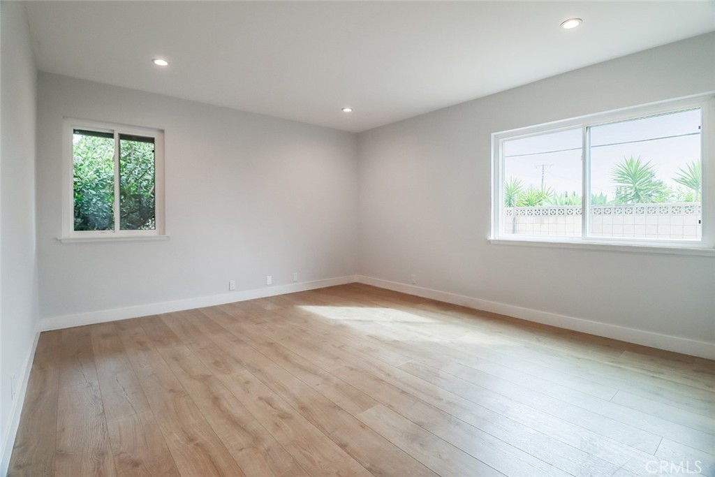 8 West Janss Road Thousand Oaks, CA 91360 - Photo 37 of 52