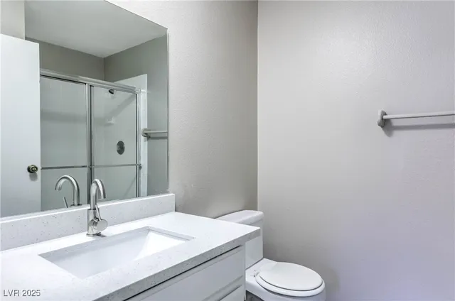 $1,355 | 6647 West Tropicana Avenue, Unit 202, Las Vegas, NV 89103