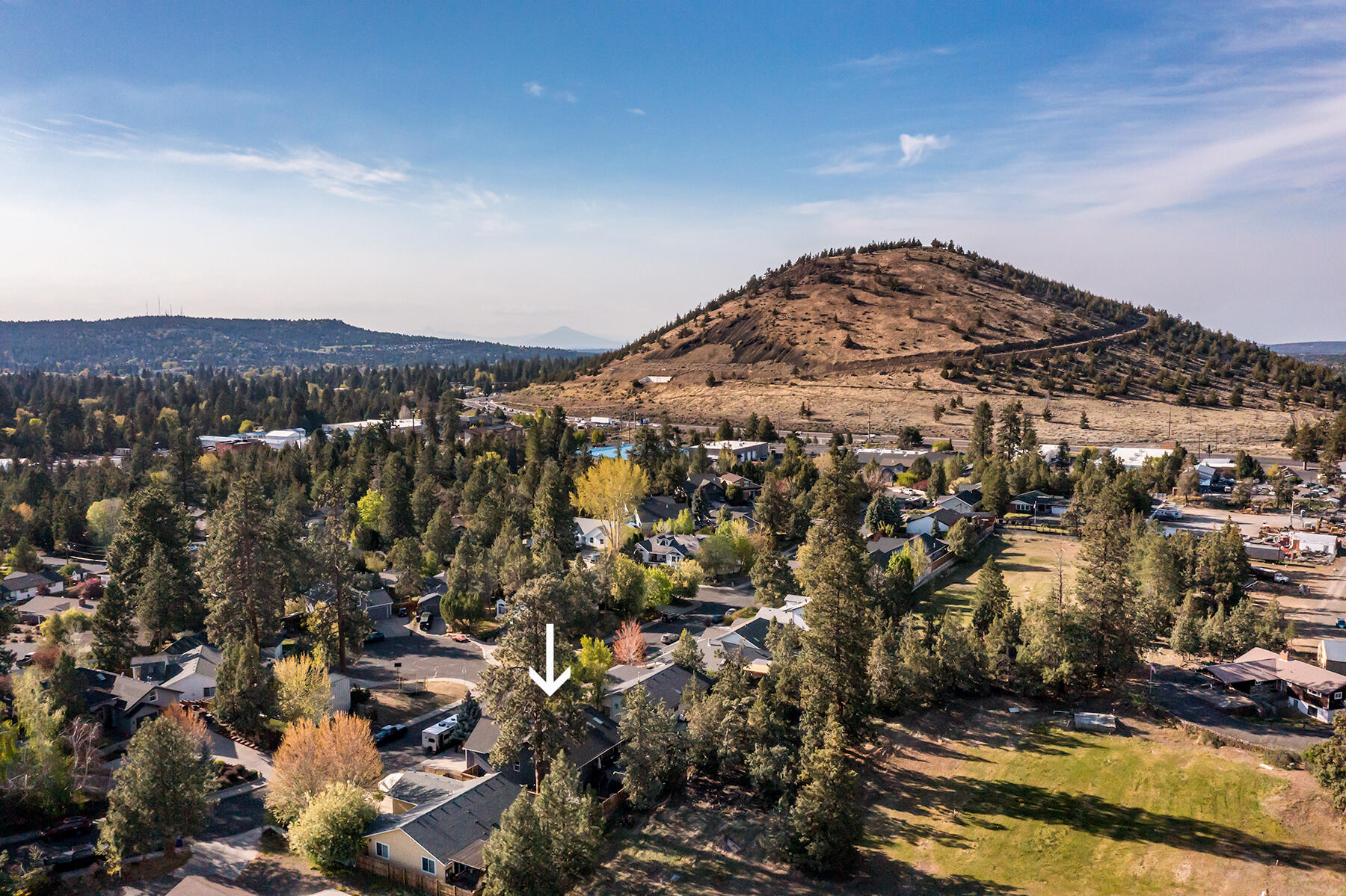 210 Northeast Alpenview Lane Bend, OR 97701 - Photo 3 of 36
