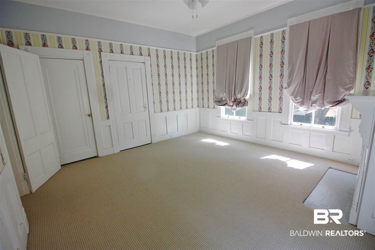 1703 Dauphin Street Mobile, AL 36604 - Photo 23 of 36