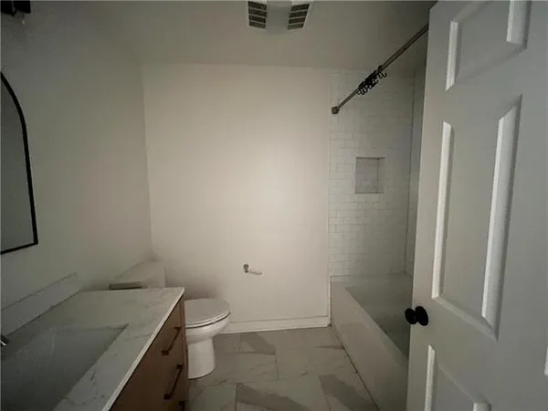 $2,150 | 729 Elmira Avenue, New Orleans, LA 70114
