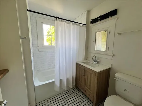 $2,150 | 729 Elmira Avenue, New Orleans, LA 70114