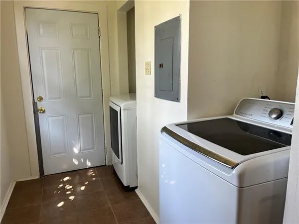 $2,150 | 729 Elmira Avenue, New Orleans, LA 70114