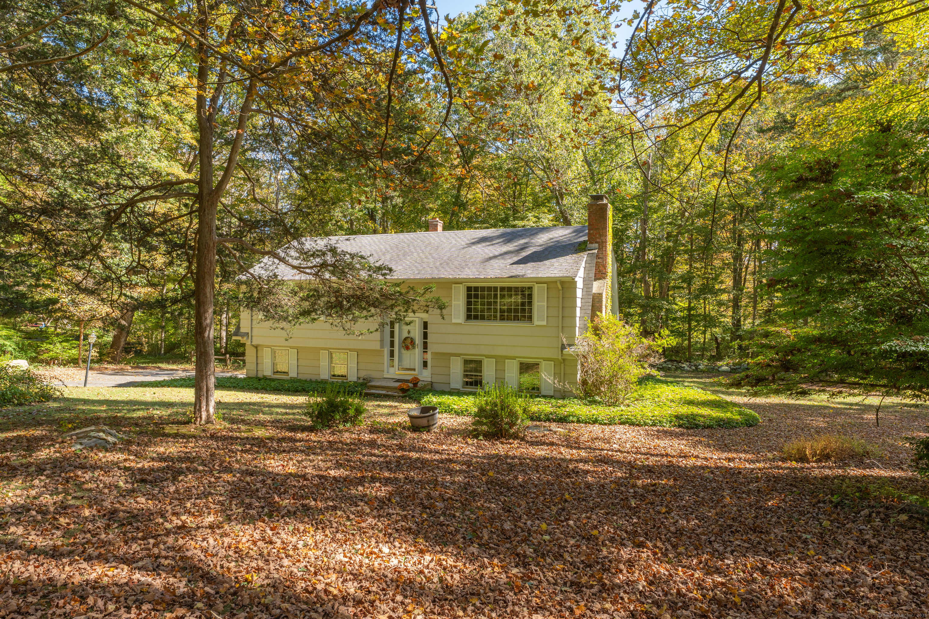 20 Strawberry Hill Road Madison, CT 06443 - Photo 1 of 1 Front exterior