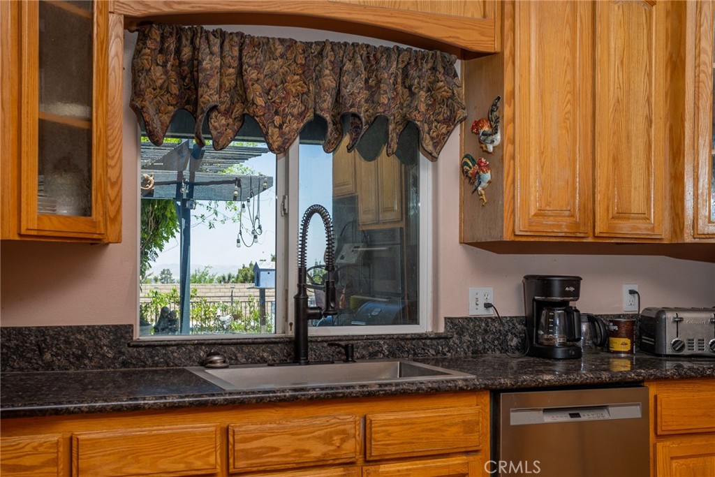 1220 Smoke Tree Road Pinon Hills, CA 92372 - Photo 15 of 47 Overlooking Pool