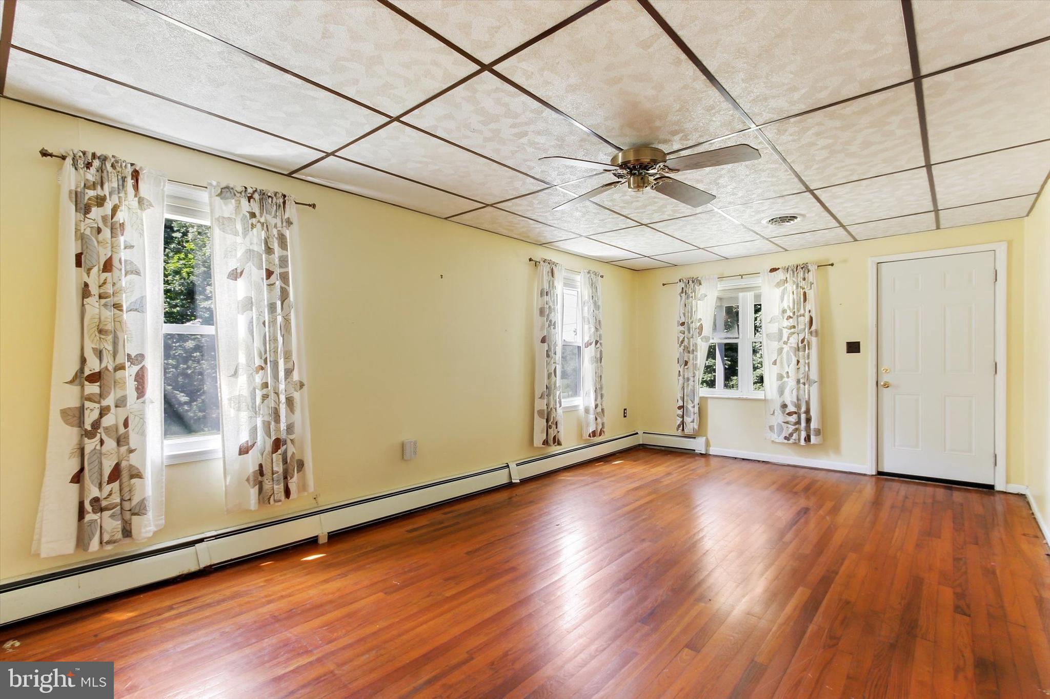 190 Boyle Road Fairfield, PA 17320 - Photo 4 of 28