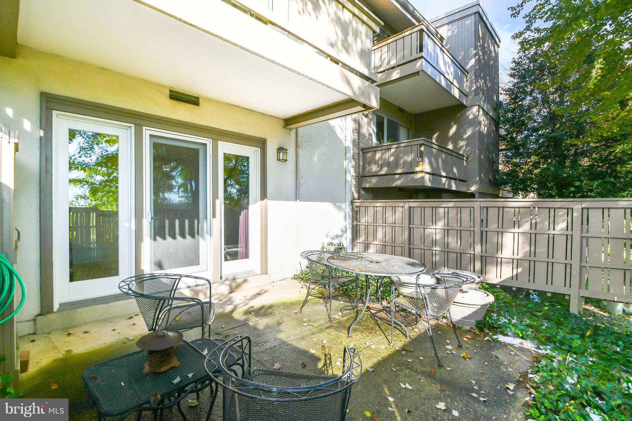 103 A Cross Keys Road, Unit R103A Baltimore, MD 21210 - Photo 4 of 19 Outdoor living space