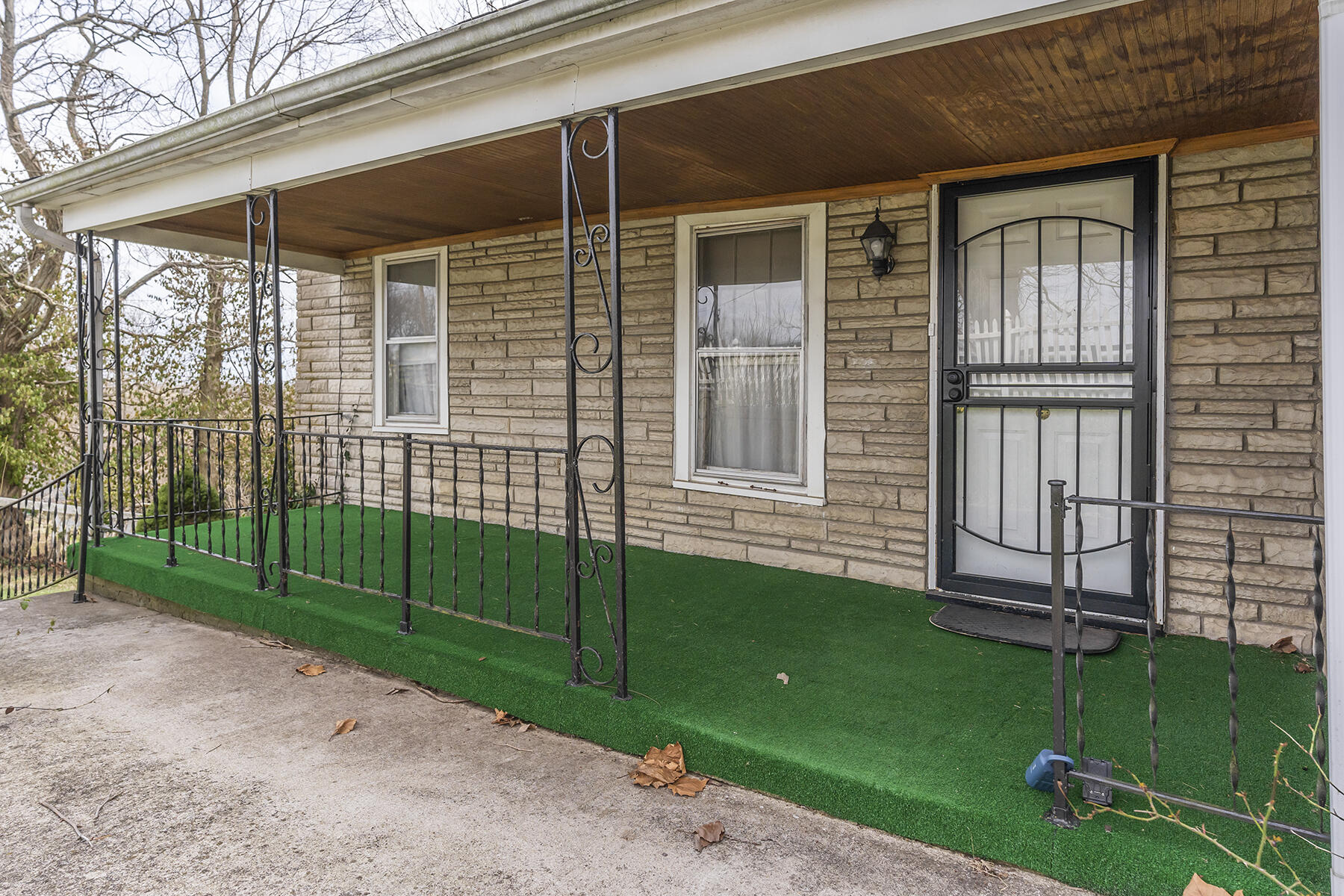 5158 Old Versailles Road Lexington, KY 40510 - Photo 4 of 22 5158oldus04