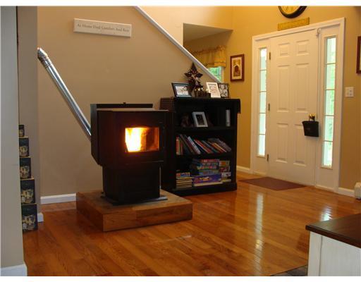 49 Sawyer Road New Gloucester, ME 04260 - Photo 7 of 25 Living Room.