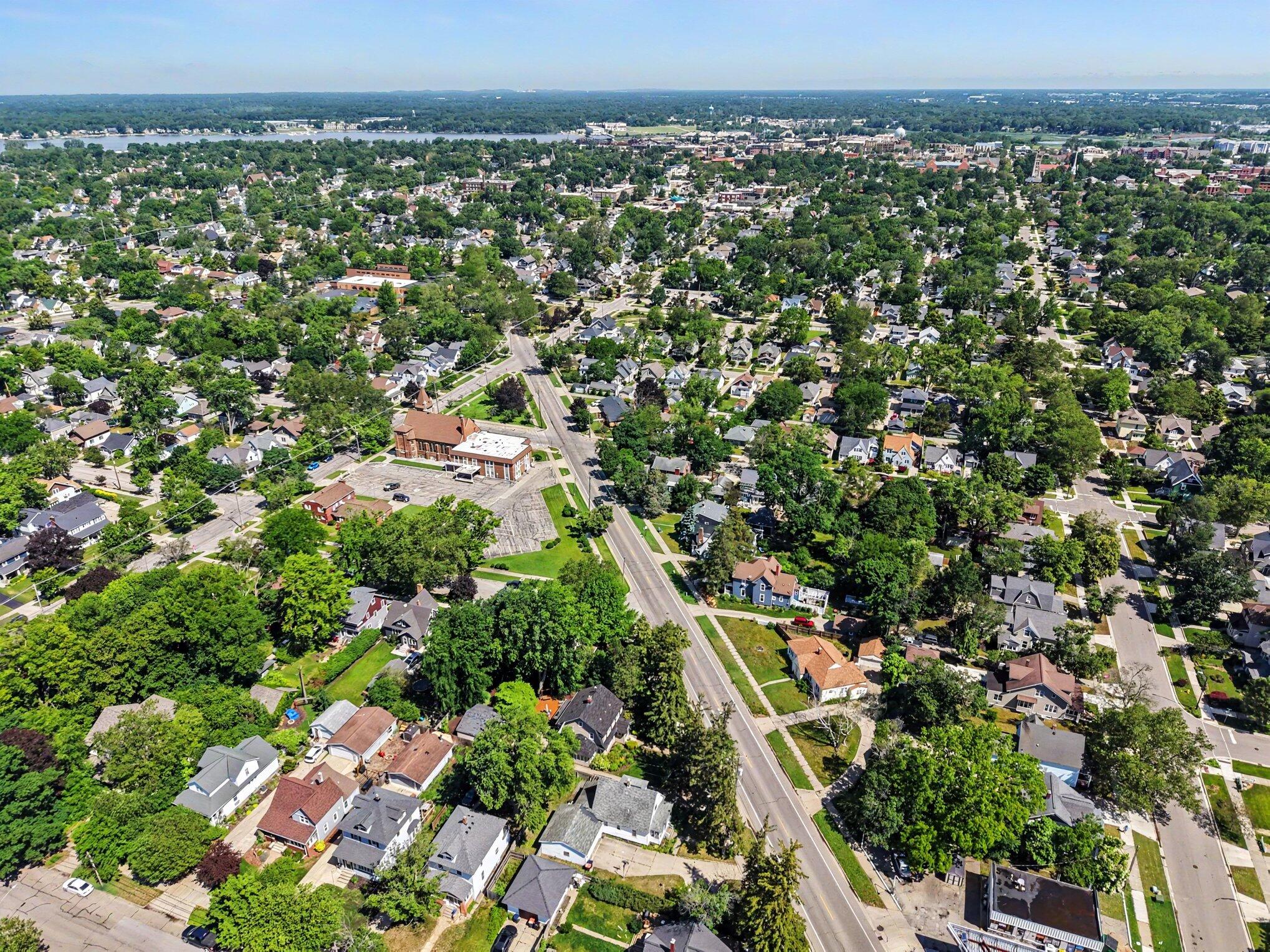 560 State Street Holland, MI 49423 - Photo 45 of 45 044_file_8273