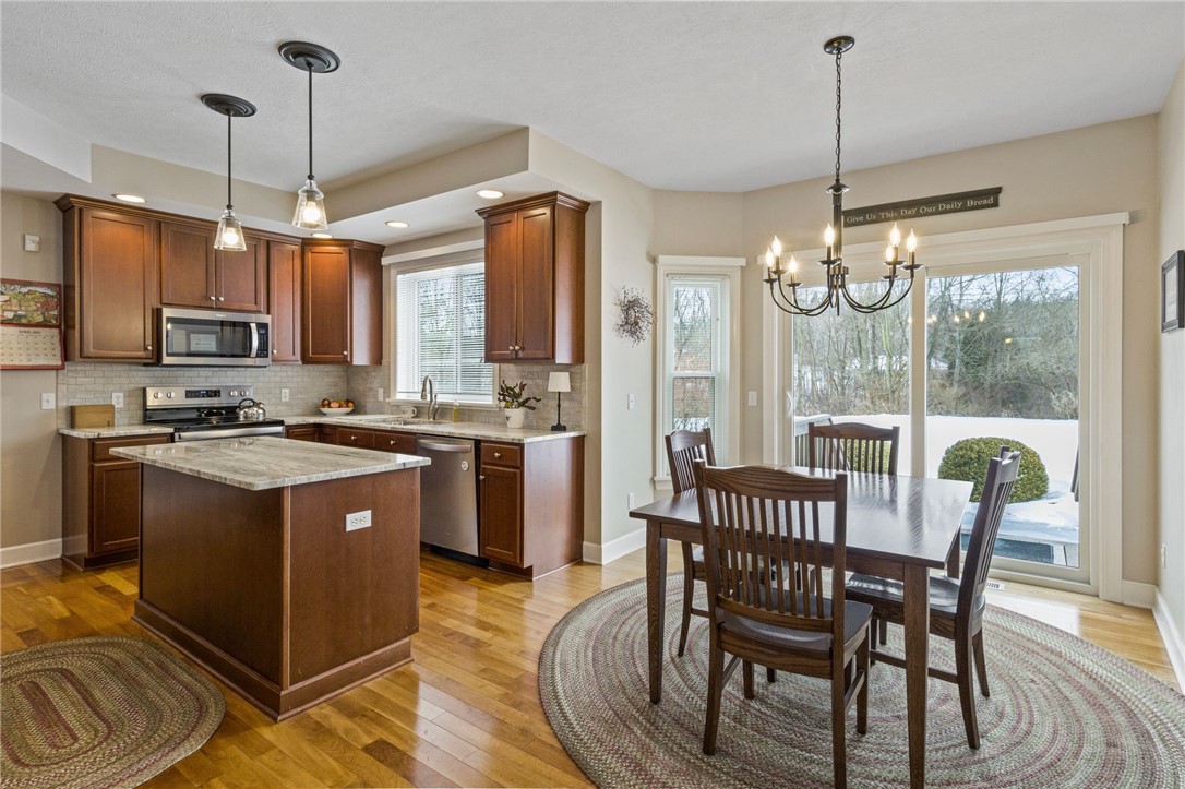 7295 Silver Hill Path Victor, NY 14564 - Photo 13 of 50