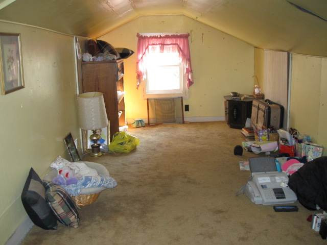 11 Alix Road Colonie, NY 12047 - Photo 4 of 11 Photo 4