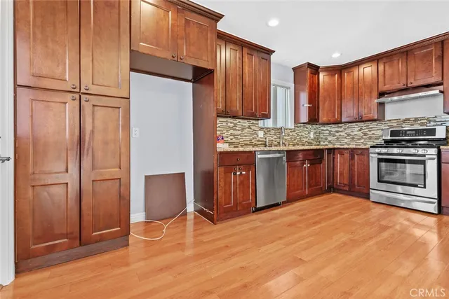 $1,075,000 | 8436 Amboy Avenue, Sun Valley, CA 91352