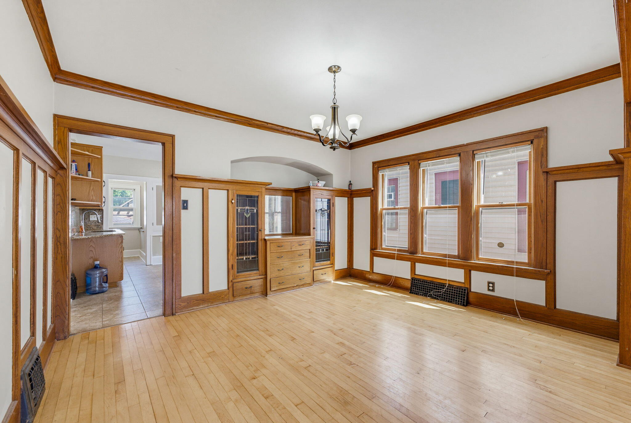 2026 South 79th Street Milwaukee, WI 53219 - Photo 10 of 33 10-web-or-mls-2026-s-79th-st