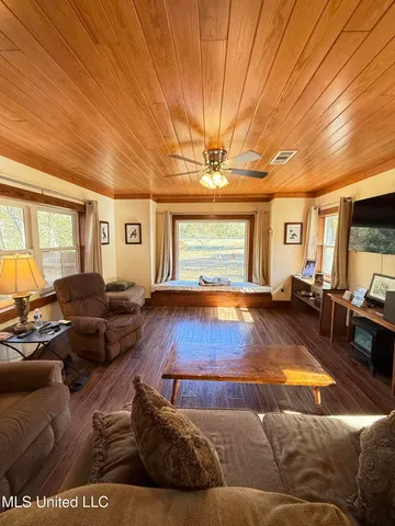 $220,000 | 5093 Highway 35, Carrollton, MS 38917