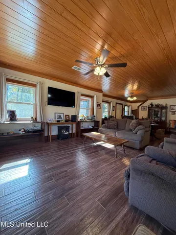 $220,000 | 5093 Highway 35, Carrollton, MS 38917