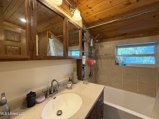 $220,000 | 5093 Highway 35, Carrollton, MS 38917