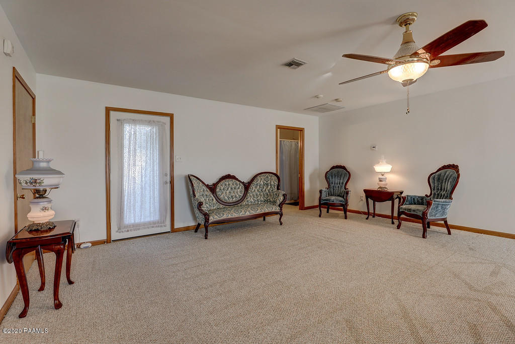 1201 Adolph Road New Iberia, LA 70560 - Photo 6 of 33 Gallery Image 6