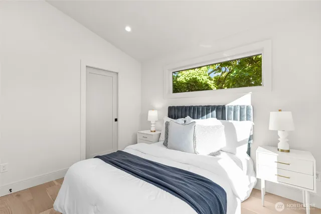 $879,950 | 7352 22nd Avenue Northwest, Seattle, WA 98117